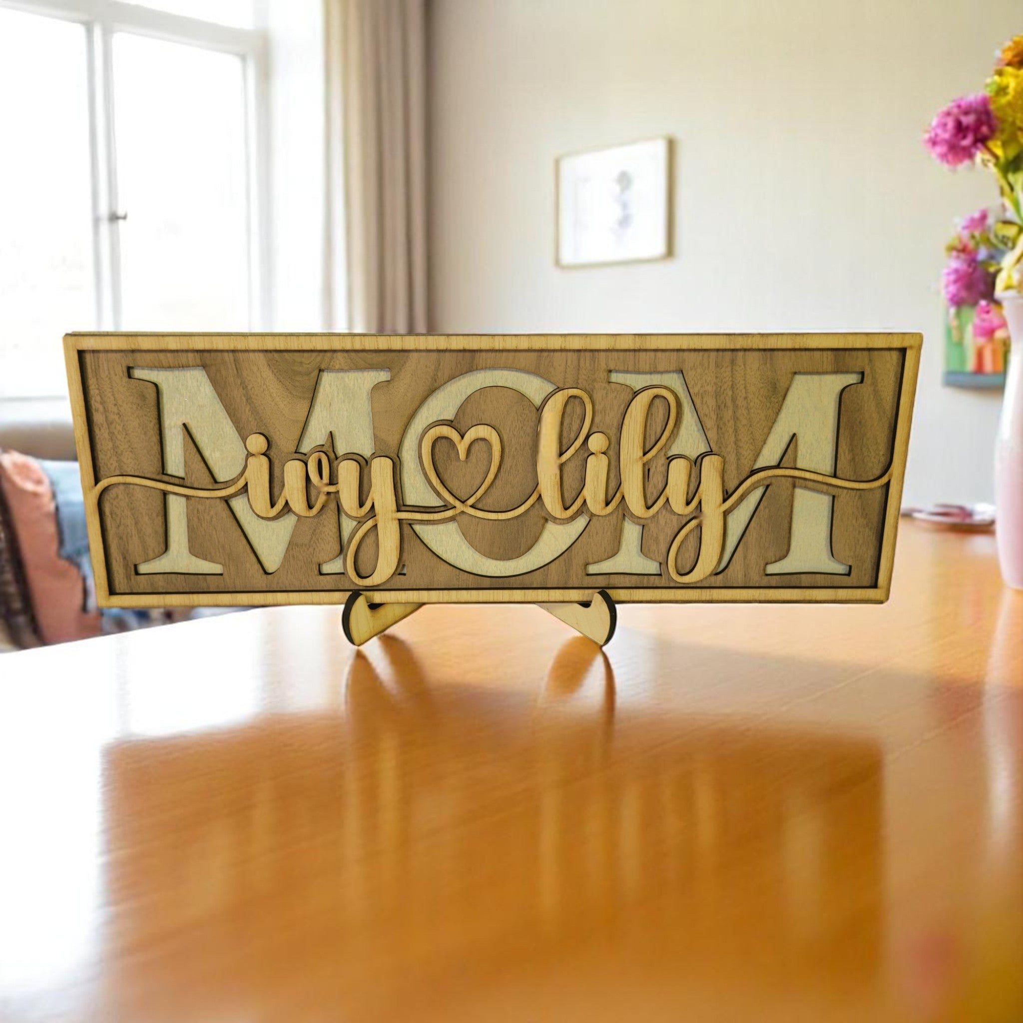 MOM sign