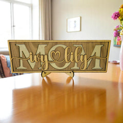 MOM sign